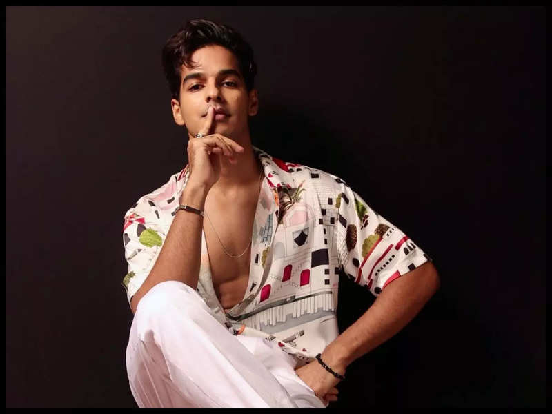 Ishaan Khatter reveals he will grace Karan Johar's 'Koffee With Karan 7' couch, but with who?