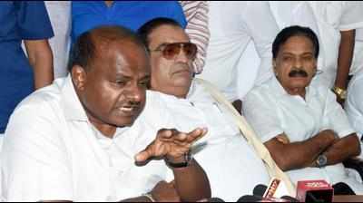 Dakshina Kannada violence: Nab culprits by August 5, says Kumaraswamy