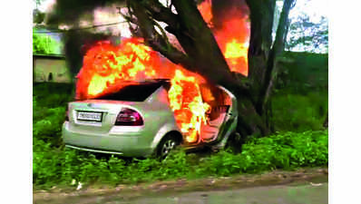 Car catches fire after accident, 3 manage to escape
