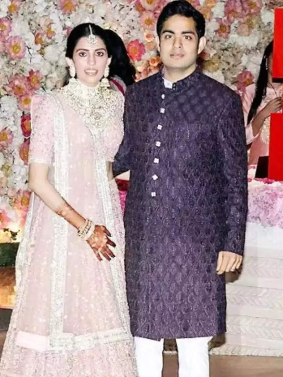 Timeline of Akash and Shloka Ambani’s sweet love story | Times of India