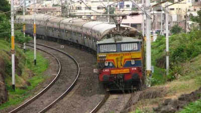 Karnataka: Bhatkal witnesses heavy rains, 6 trains regulated