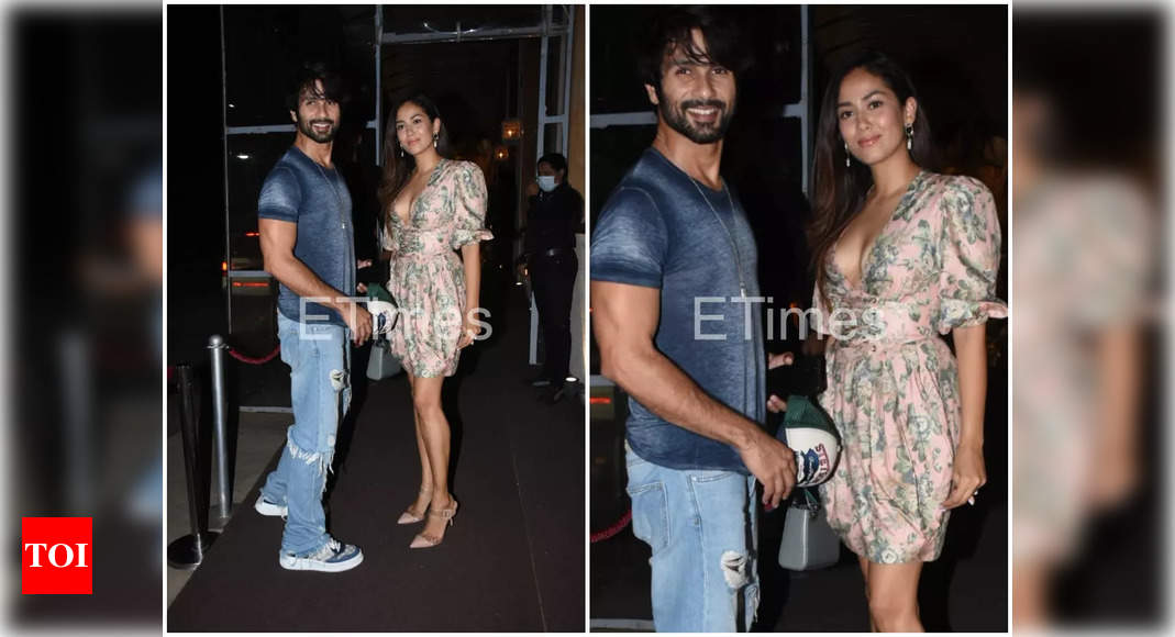 Photos: Shahid Kapoor and Mira Kapoor pose for the paparazzi as they attend a bash in the city – Times of India