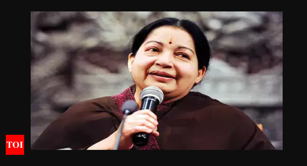 Buy J Jayalalithaa Pictures, Images, Photos By Jaison G - Archival pictures