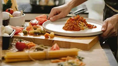 Greater Noida: 800 brands set up stalls, renowned chefs hold masterclass at 3-day hospitality fair
