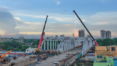 Kolkata: Tallah bridge before Pujas?