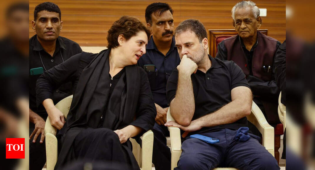 Live: No democracy left, dictatorship of 4 people in India today, Rahul Gandhi says