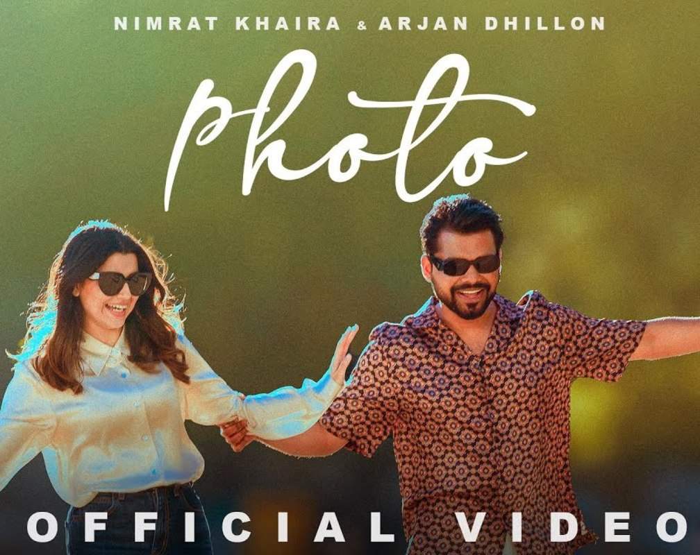 
Watch The Latest Punjabi Video Song 'Photo' Sung By Nimrat Khaira & Arjan Dhillon
