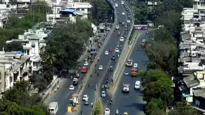 Mumbai: Traffic police announce diversions on Sion flyover every weekend till October 17 for road work
