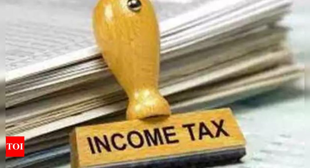 Tax raids on ex-Axis MF execs, brokers reveal illegal funds – Times of India