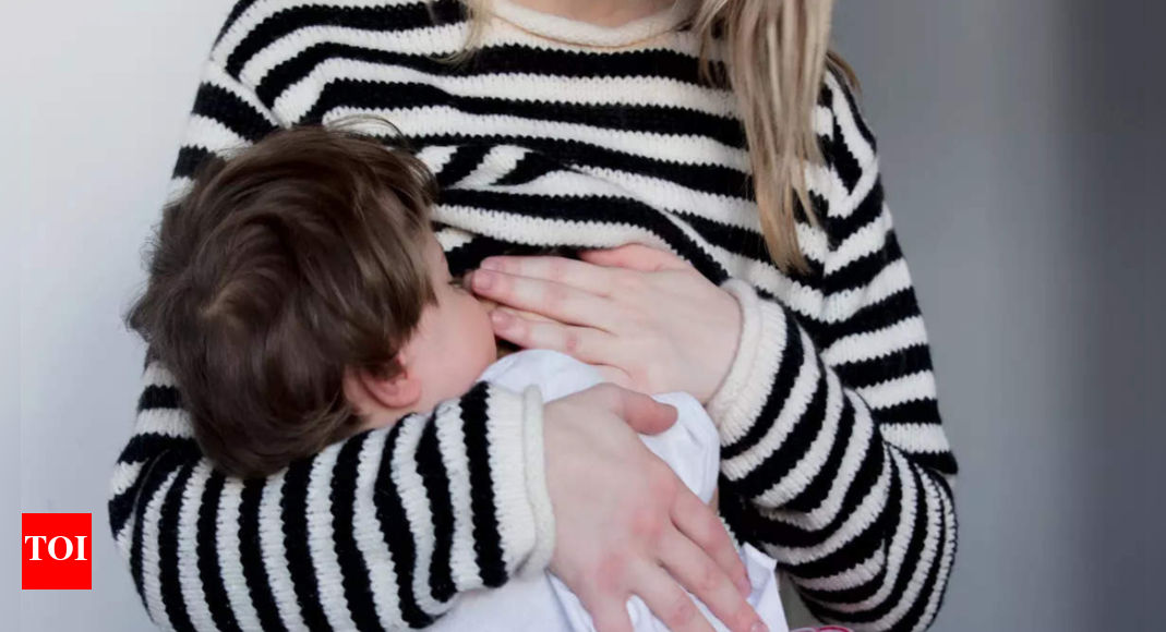 Health Dept Conducts On Breastfeeding In Golden Hour Noida