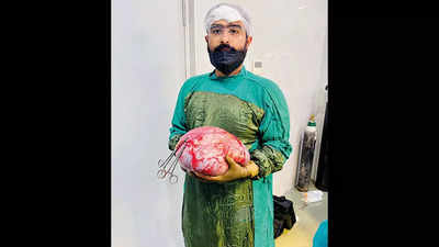 Vadodara: 6 kg ovarian tumour removed from 63-year-old