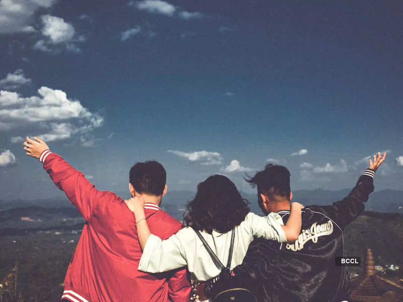 Happy Friendship Day 2022: Best Messages, Quotes, Wishes, Images and Greetings to make your best friend feel special - Times of India