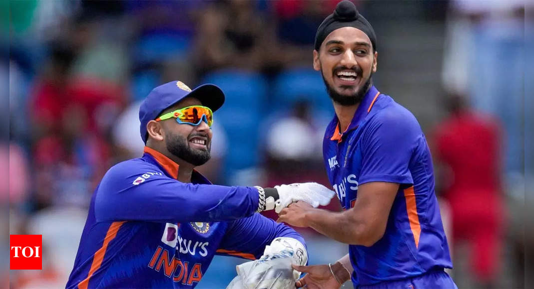 India vs West Indies 4th T20I Live Score Updates: Shreyas Iyer, Deepak Hooda to fight for Asia Cup berth as India look for series win  – The Times of India