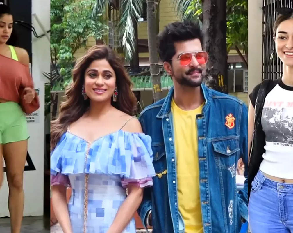
#CelebrityEvenings: From Shraddha Kapoor-Kartik Aaryan to Ananya Panday-Janhvi Kapoor to Shamita Shetty-Raqesh Bapat, Bollywood celebs get spotted in Mumbai
