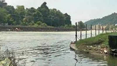 HC pulls up Uttarakhand govt over sewage draining into Ganga