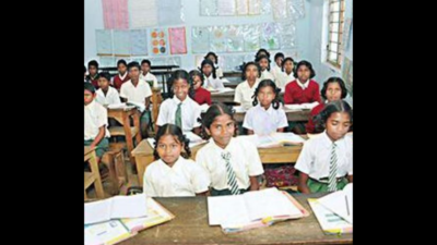 Jharkhand: Pilot project to teach primary classes in native languages begins