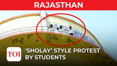Jaipur: Students climb atop water tank seeking poll date extension