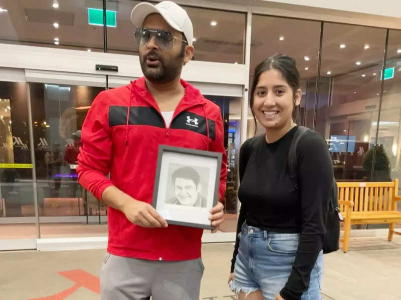 Kapil Sharma receives his sketch from a fan in Toronto, thanks her on Instagram