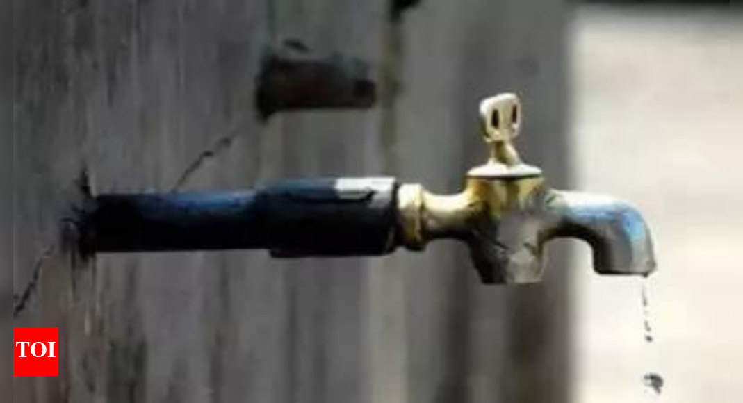Thane: Water scarcity continues to hound several households | Thane ...