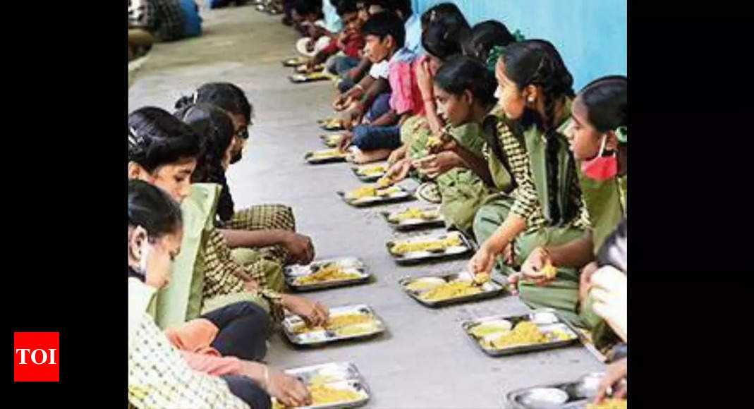 Karnataka: Mudde, jowar roti in midday meal menu?