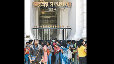 Kolkata: Day after shooting, thrill-seekers push up Indian Museum footfall