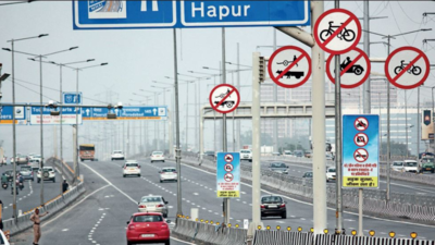 It's official: Rs 20,000 fine for vehicles banned on Delhi-Meerut Expressway, crackdown begins