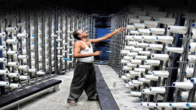 Gujarat: Textile chain hit by cotton price rise; spinning mills worst  affected