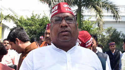 Non-bailable warrant issued against UP minister Sanjay Nishad
