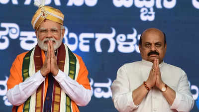 Hung verdict likely, parties wary of alliance ahead of Karnataka polls
