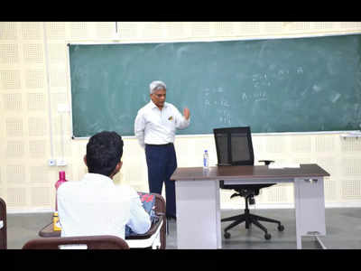 Classes of medical physics course begin at NISER Bhubaneswar
