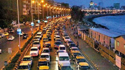 BMC's 'Har building Tiranga' may cost South Mumbai locals Rs 1 lakh for 3 days