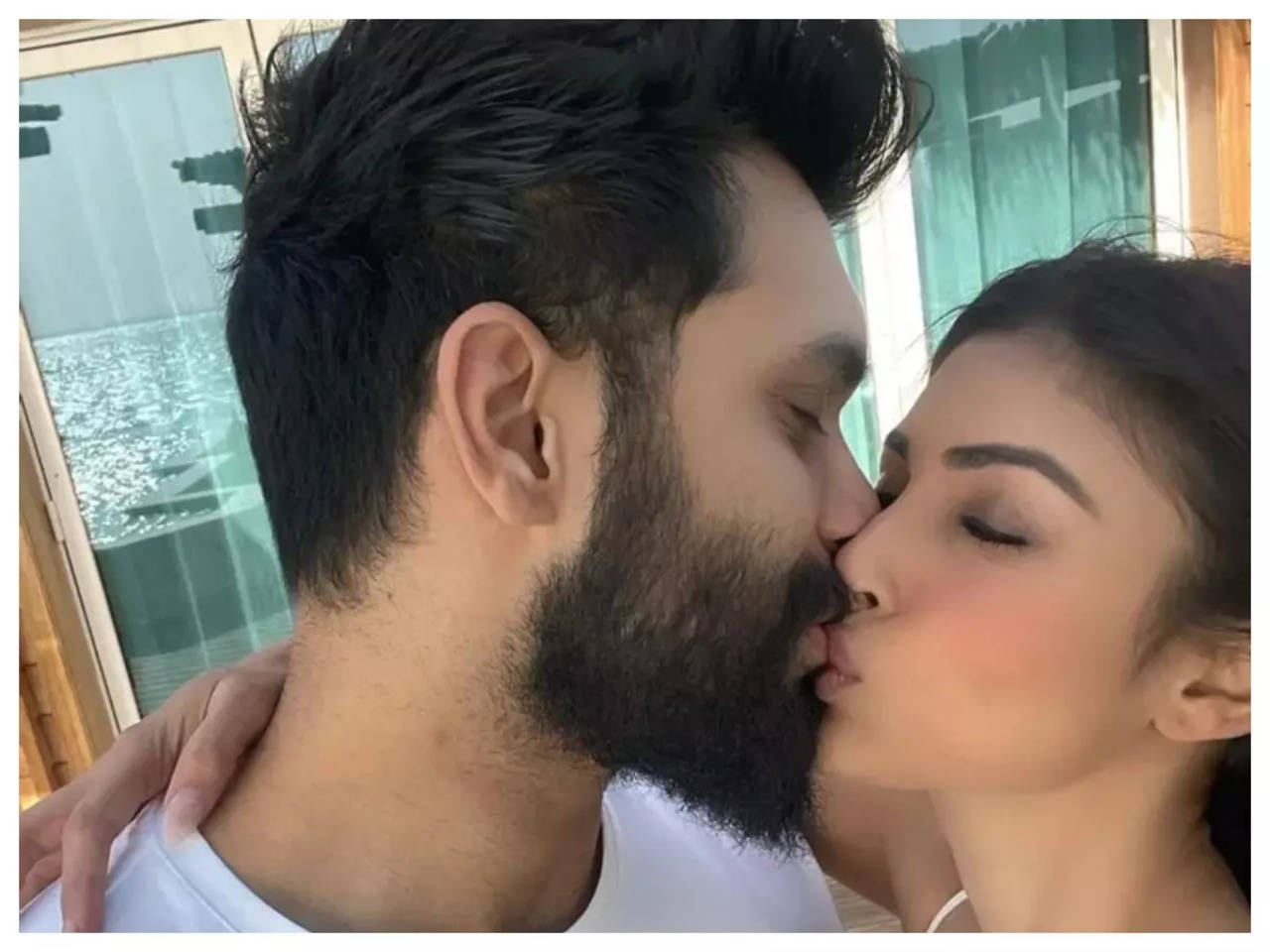 Mouni Roy shares a romantic kiss with her husband Suraj Nambiar as she wishes him on his birthday photo
