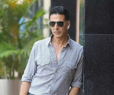 Did you know Akshay Kumar once worked in an iconic Kolkata cinema hall?
