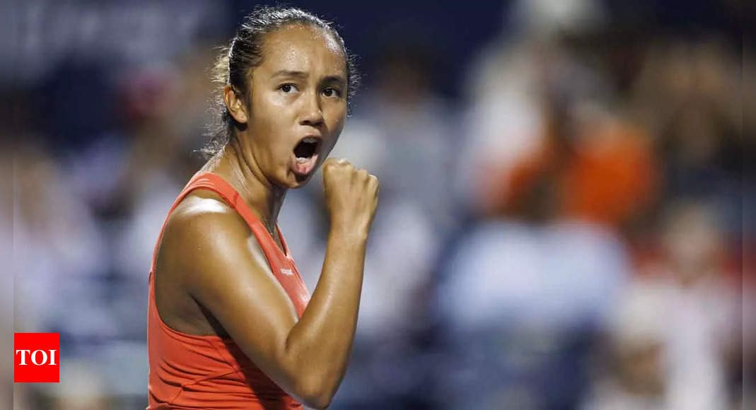 Leylah Fernandez delights home crowd with winning return from injury in ...