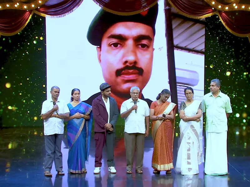 75 years of Independence: Team Oru Chiri Iru Chiri Bumper Chiri salutes the sacrifices made by Malayali soldiers; honours family members of martyrs