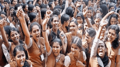 Kerala: Panel moots elected chancellors for universities