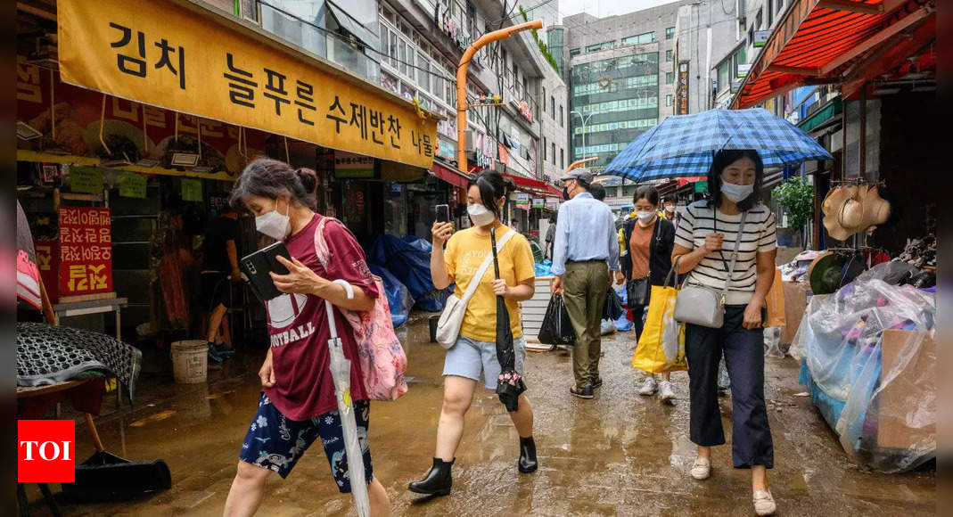 South Korea flooding death toll rises to nine – Times of India