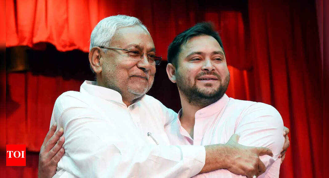 Nitish Kumar takes oath as Bihar CM for 8th time