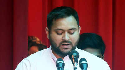 Bihar: Tejashwi Yadav Takes Oath As Bihar Deputy CM: Key Points | India ...