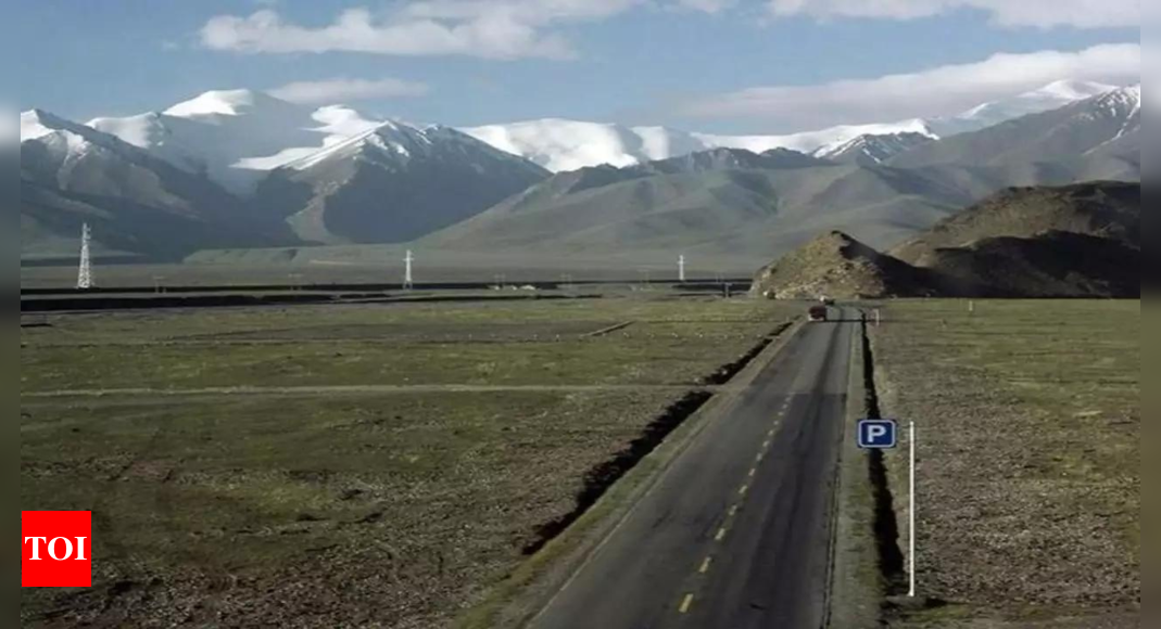 اتفقت الصين ونيبال على بناء شبكة عبر جبال الهيمالايا