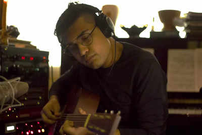 'Uri' composer Shashwat Sachdev's debut single 'Awaara Ho' is his love letter to indie music