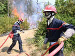 Wildfires rip through France amid new heat wave; see pics