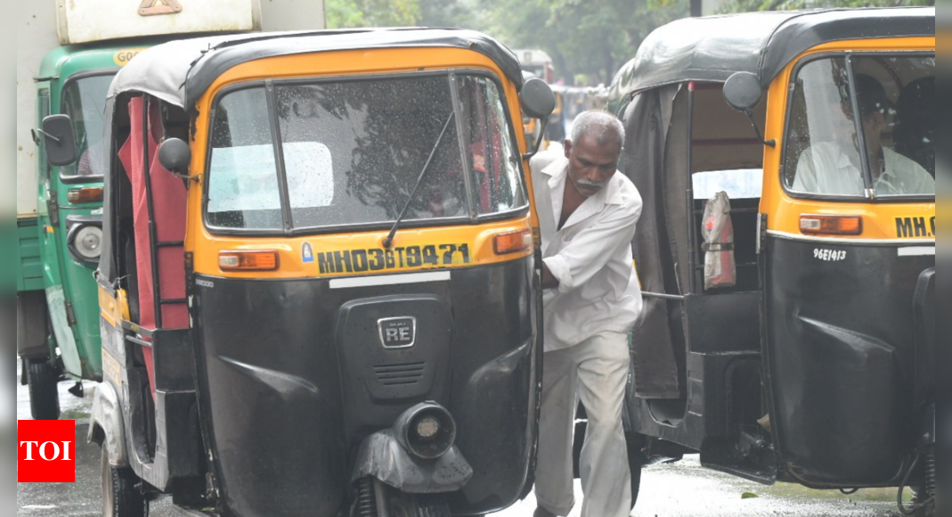 Mumbai: Low pressure in CNG supply hits taxi, auto services | Mumbai