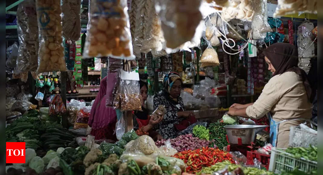 Retail inflation eases to 6.71% in July from 7.01% in June