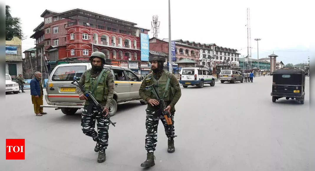 J&K: Terrorists open fire at police, CRPF in Anantnag; one police personnel injured | India News – Times of India