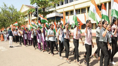 Mangaluru college will conduct signature campaign on 100ft long cloth for Independence Day