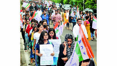 TMC hits streets against agencies’ ‘partisan action’ on oppn leaders