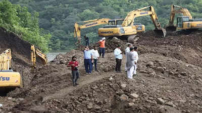 Madhya Pradesh dam breach: Army, NDRF teams reach Dhar