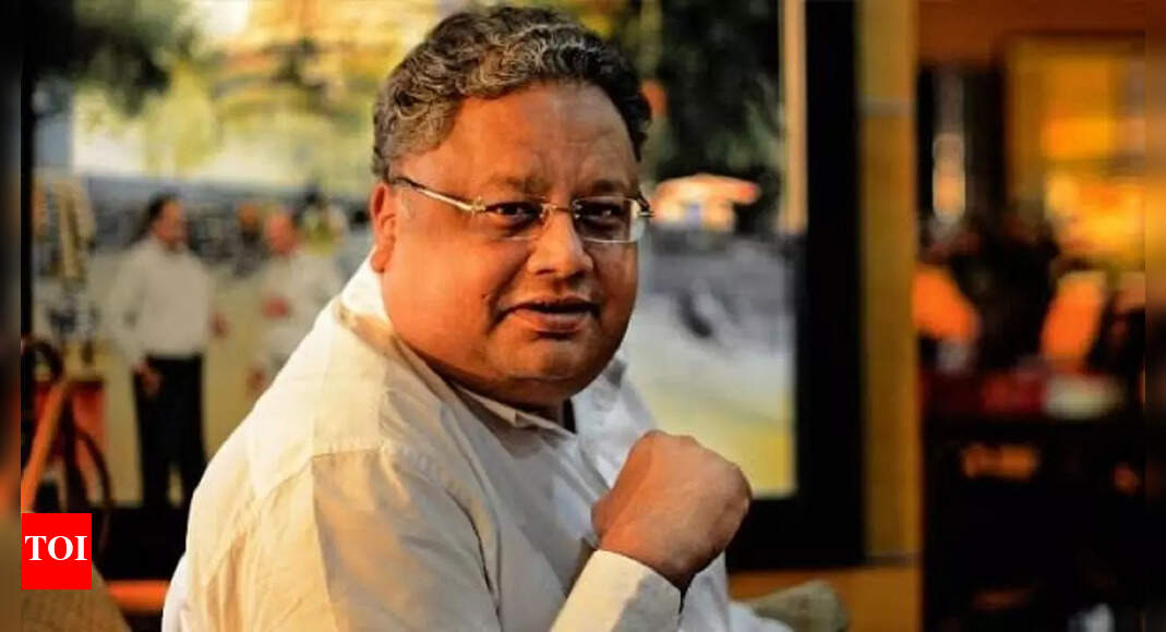 Live: Big Bull of Dalal Street Rakesh Jhunjhunwala passes away at 62 in Mumbai