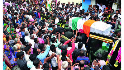 Hundreds pay respects to soldier martyred in Kashmir